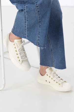 Converse Womens Chuck Taylor All Star Gold Mono Leather Low Top Egret