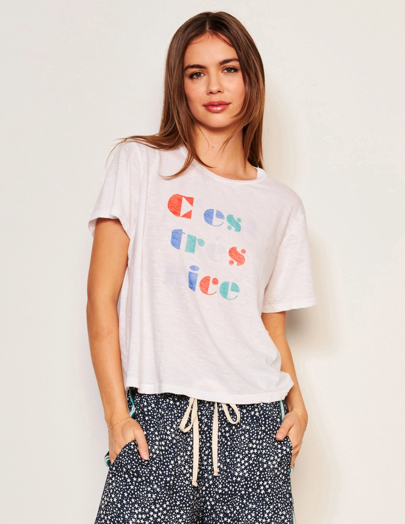 Sundry C'est Crew Neck Tee in Optic White