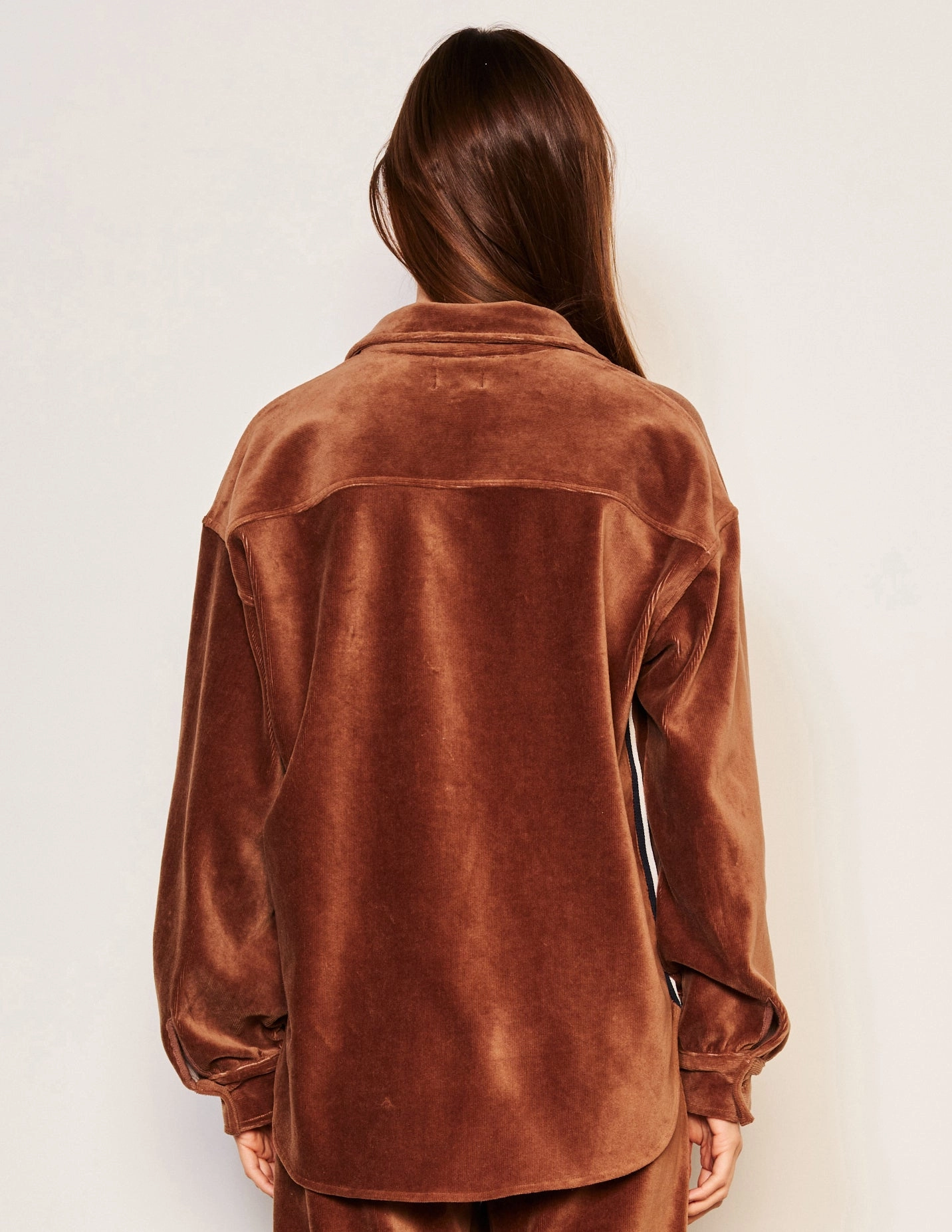 Sundry Classic Shirt in Taupe