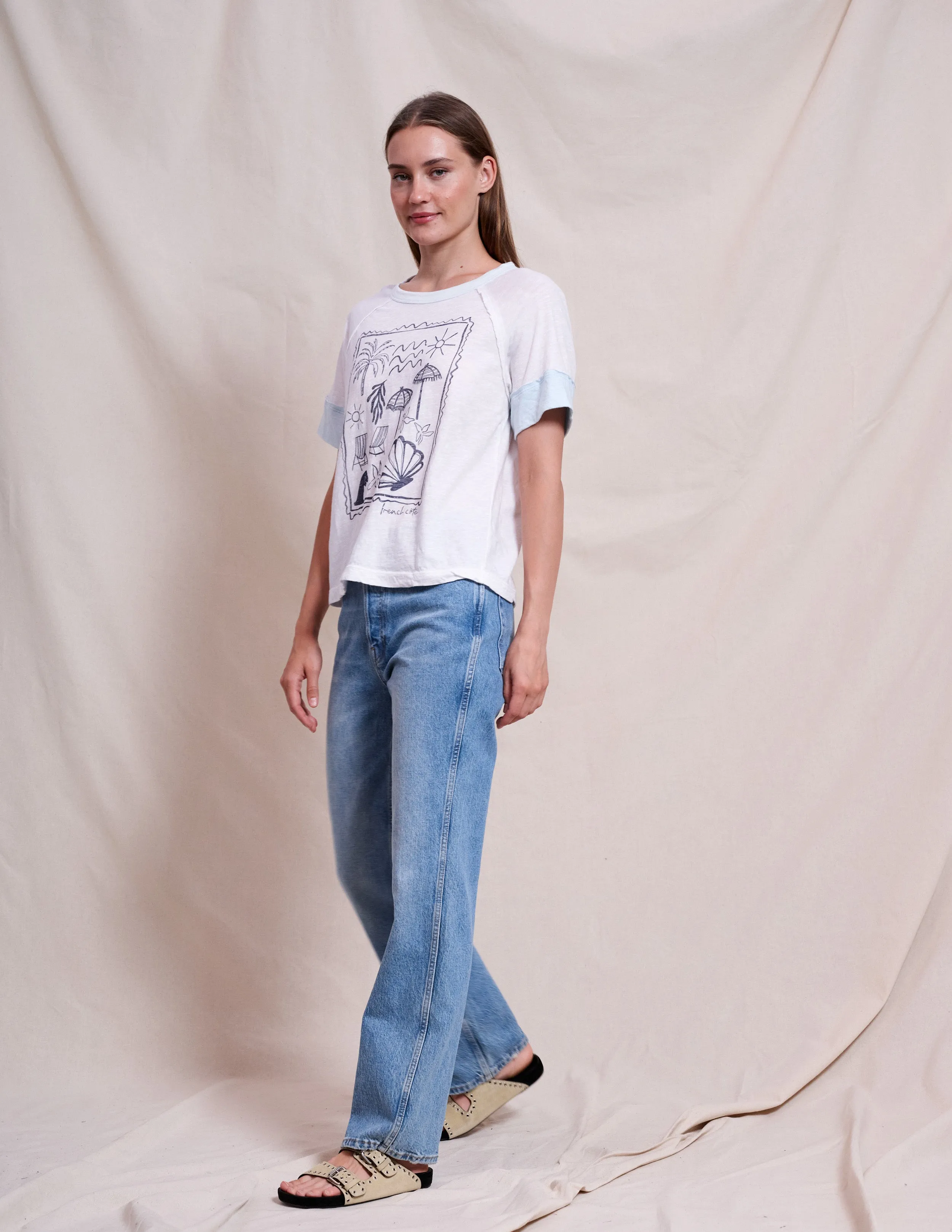 Sundry French Cafe Boyfriend Tee in Optic White