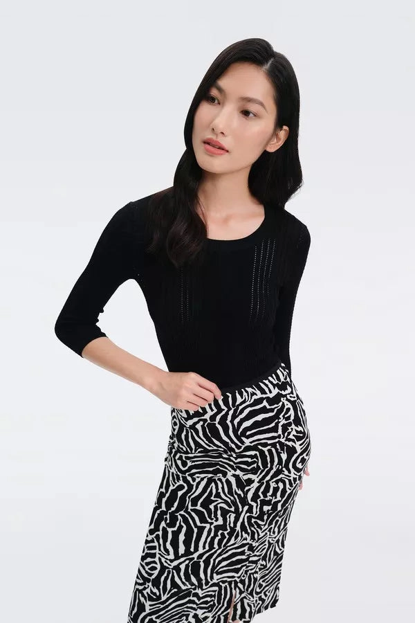 Vlada Sweater Black